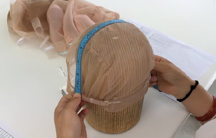 Creating-the-wig-cap-in-the-factory