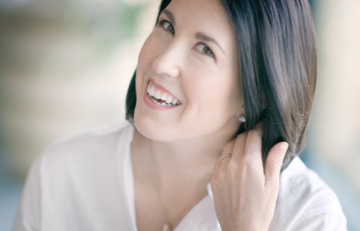 Synthetic vs Human Hair Toppers. Which Is Right for Me?