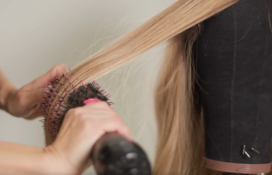Mirna-uses-hot-air-brush-on-wig