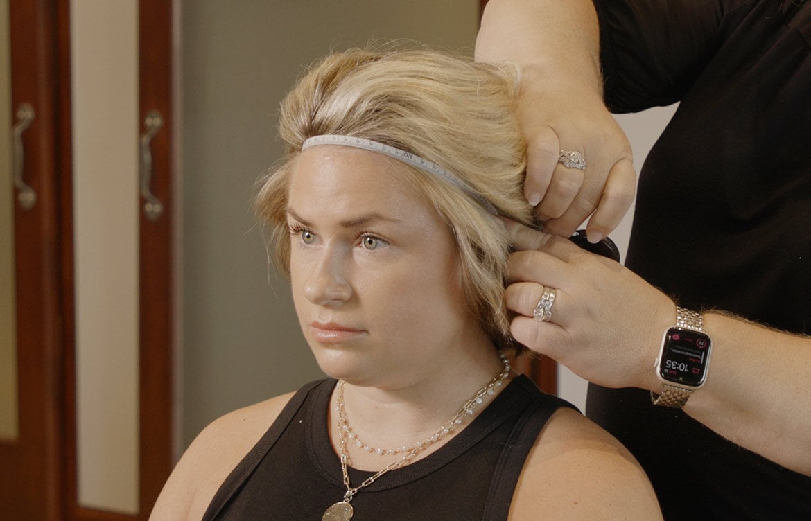 Buying Your Wig Online vs. In-Person: Pros and Cons for Chemo Patients